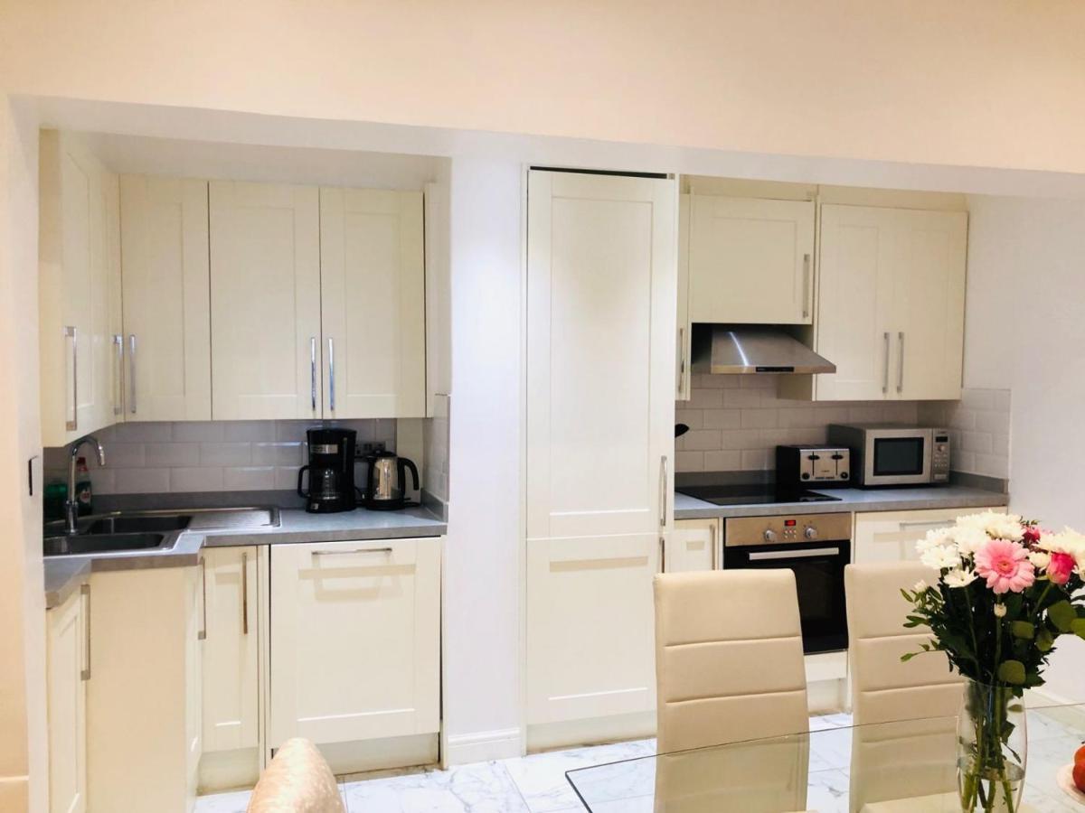 Southern Belgravia Apartments Лондон Екстер'єр фото