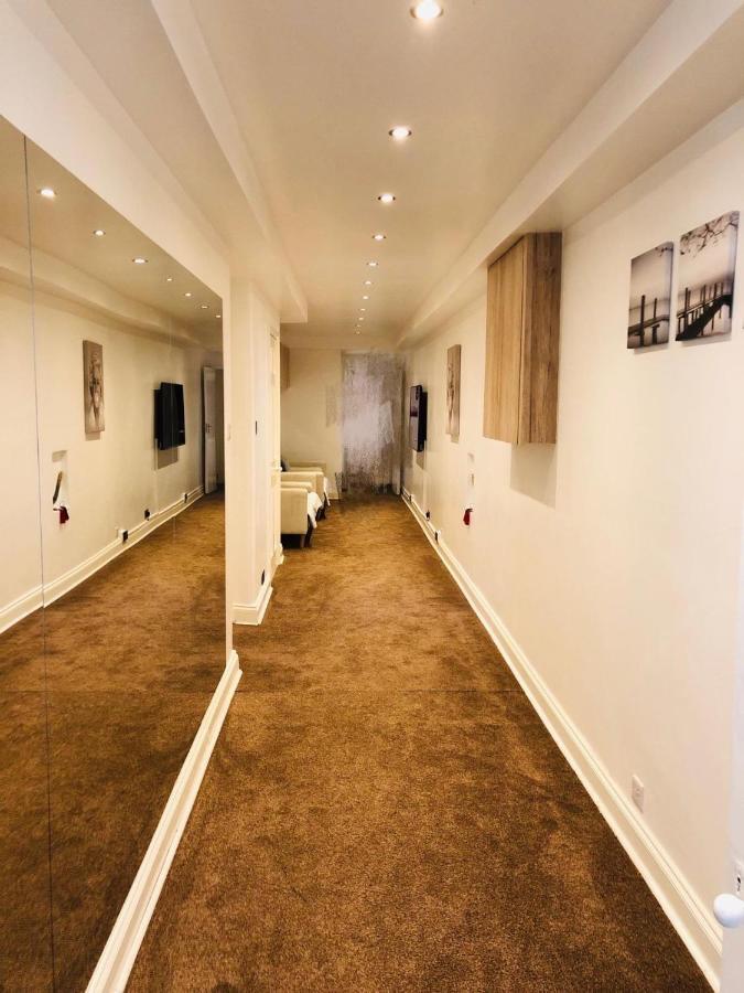 Southern Belgravia Apartments Лондон Екстер'єр фото